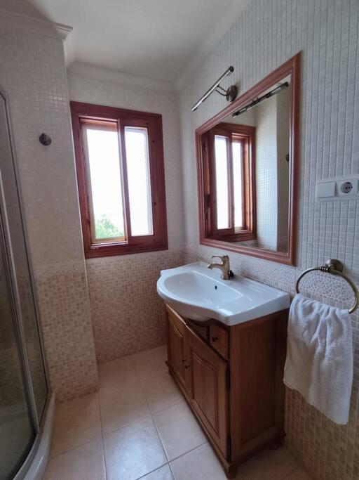 Apartamento Comodo A 300 Metros De La Playa Santa Pola Bagian luar foto