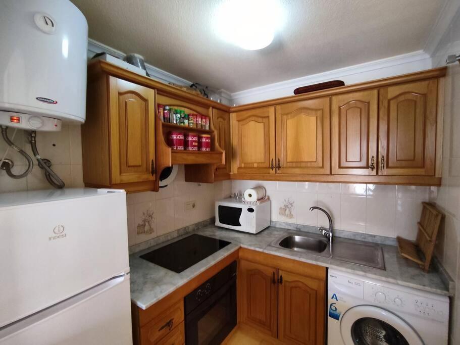 Apartamento Comodo A 300 Metros De La Playa Santa Pola Bagian luar foto