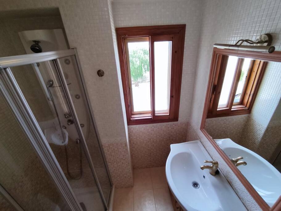 Apartamento Comodo A 300 Metros De La Playa Santa Pola Bagian luar foto