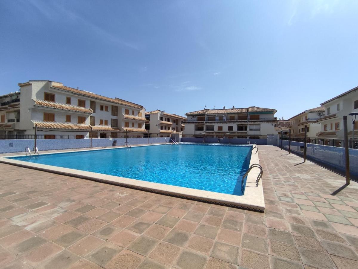 Apartamento Comodo A 300 Metros De La Playa Santa Pola Bagian luar foto